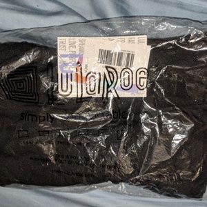 Solid black tc2 leggings brand new in package